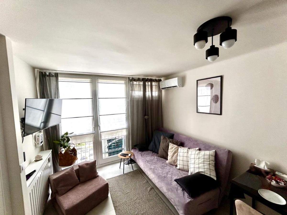 Sky Apartment Comfy Suite Pereca Warschau Buitenkant foto
