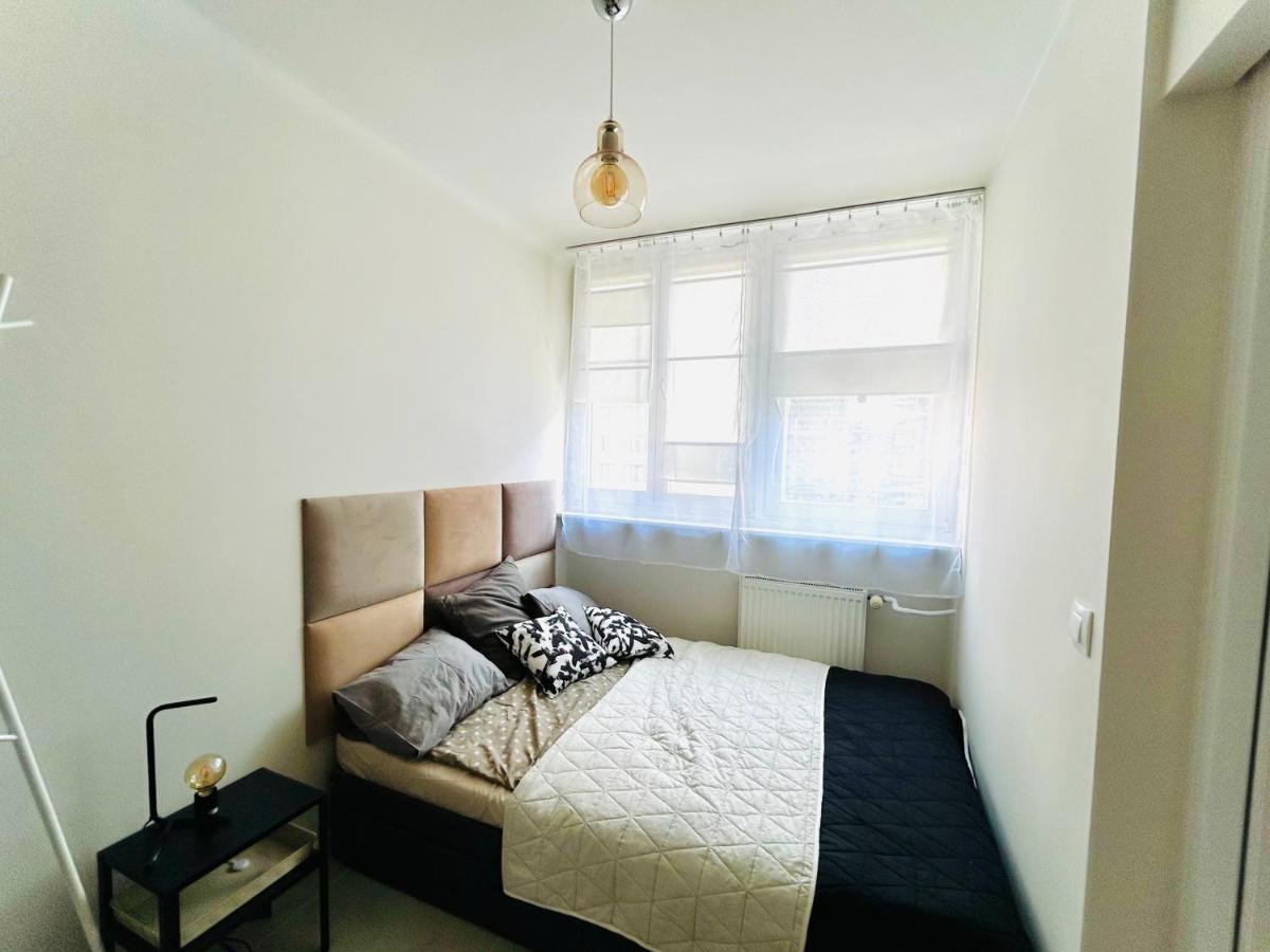 Sky Apartment Comfy Suite Pereca Warschau Buitenkant foto