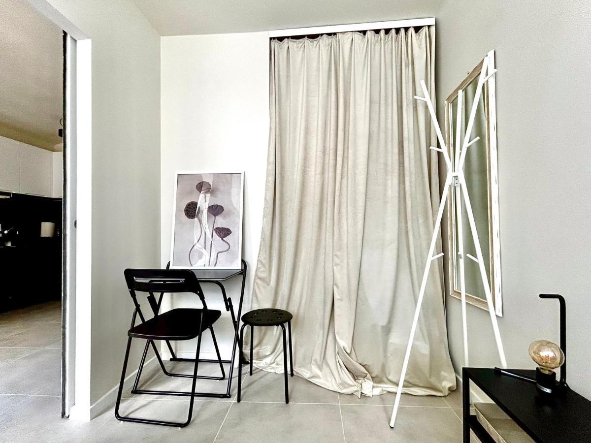 Sky Apartment Comfy Suite Pereca Warschau Buitenkant foto